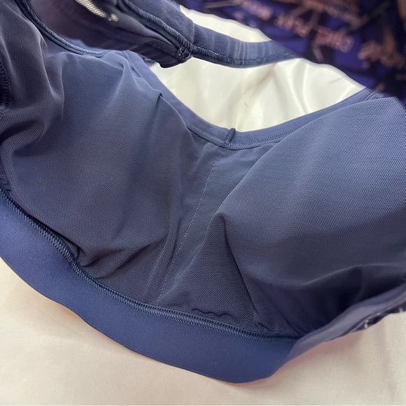 Aerie Blue Geometric Shapes Sports Bra, size XL - Picture 5 of 6